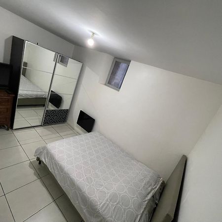Tres Bel Appartement Pres De Montpellier ジニャック エクステリア 写真